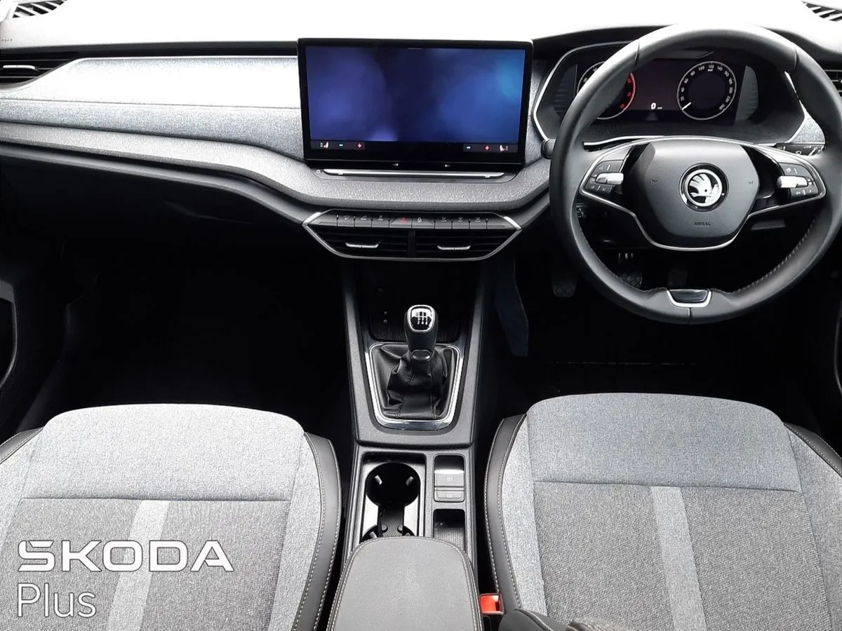 Skoda Octavia  estate rare Stock selection BOX 2. - Image 2