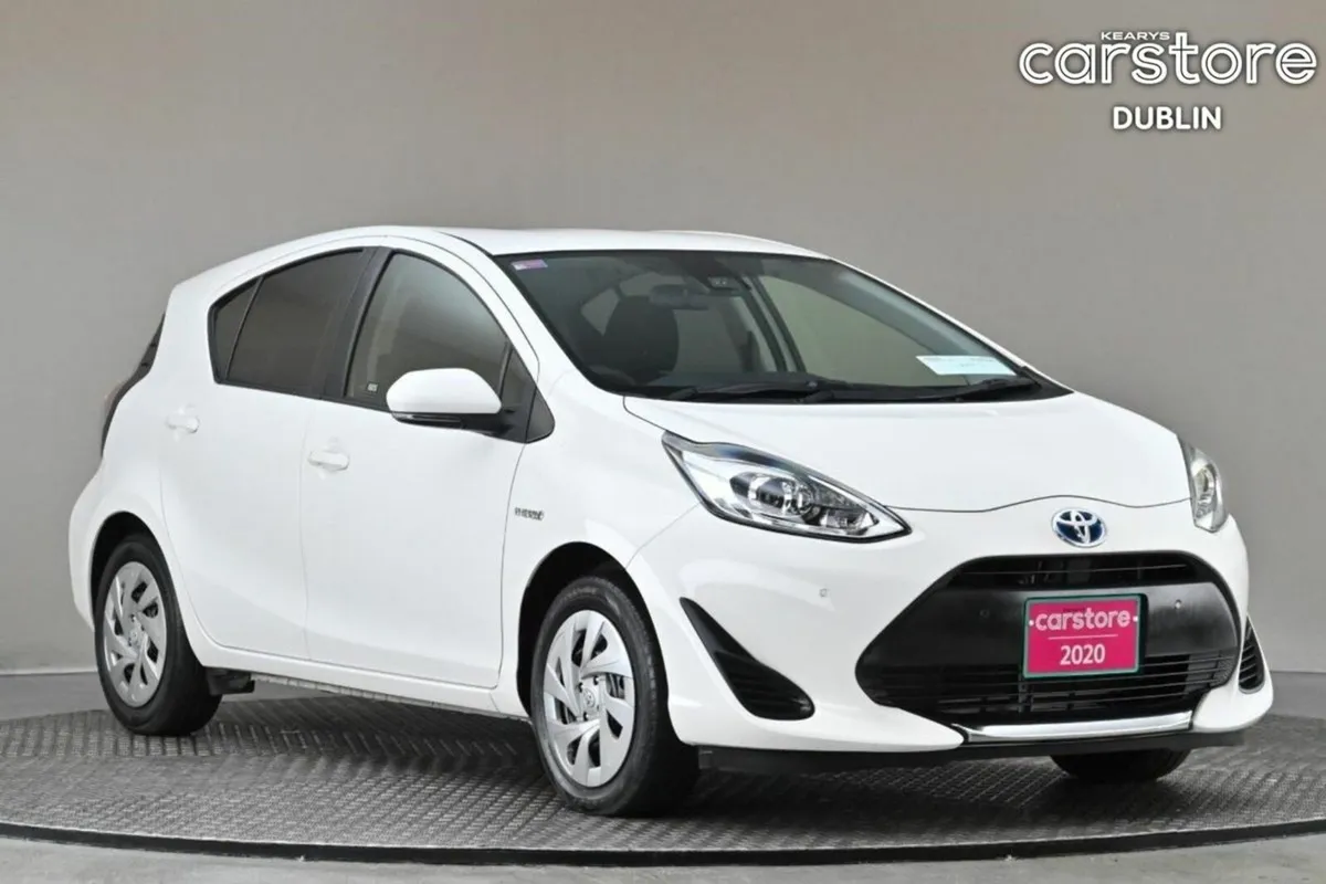 Toyota Aqua 1.5 VVT-i HYBRID **REVERSE CAM**PARK S - Image 1