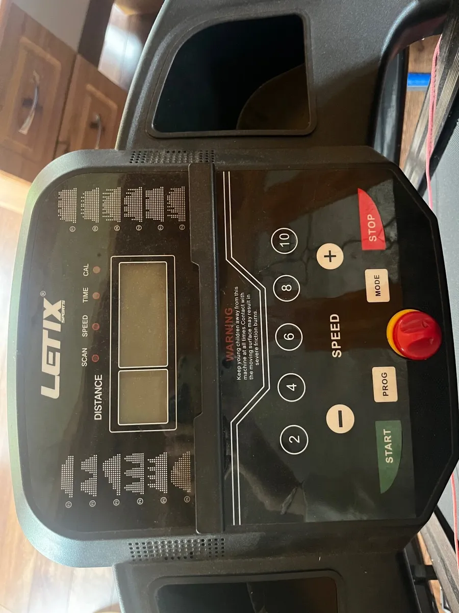 Treadmill - Image 2