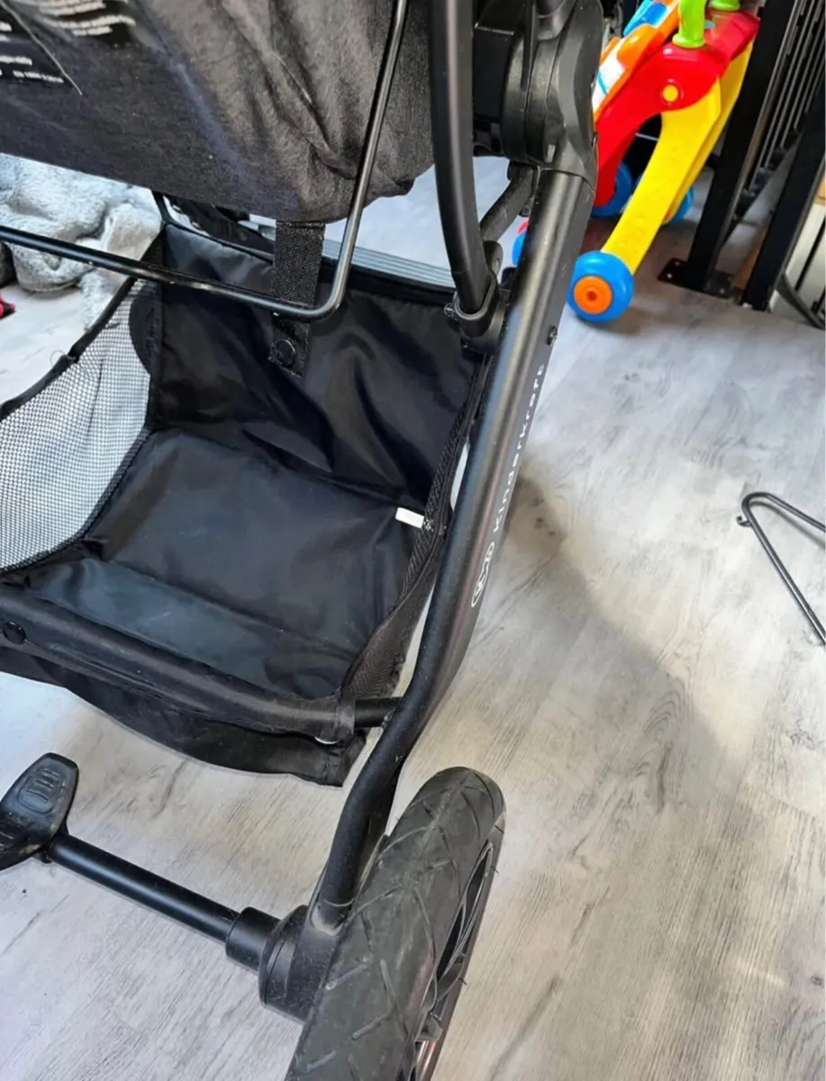 Kinderkraft Pram - Image 2