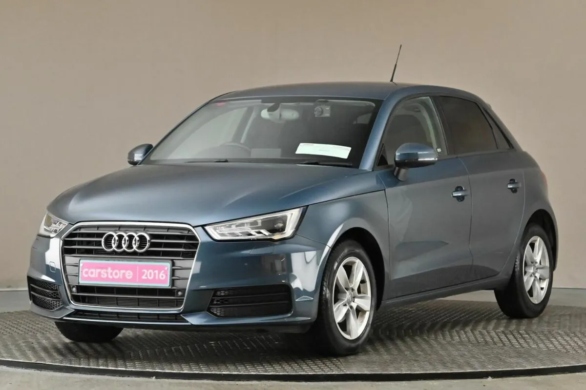 Audi A1 1.0TFSI 95BHP S-TRONIC **VERY LOW MILEAGE* - Image 3