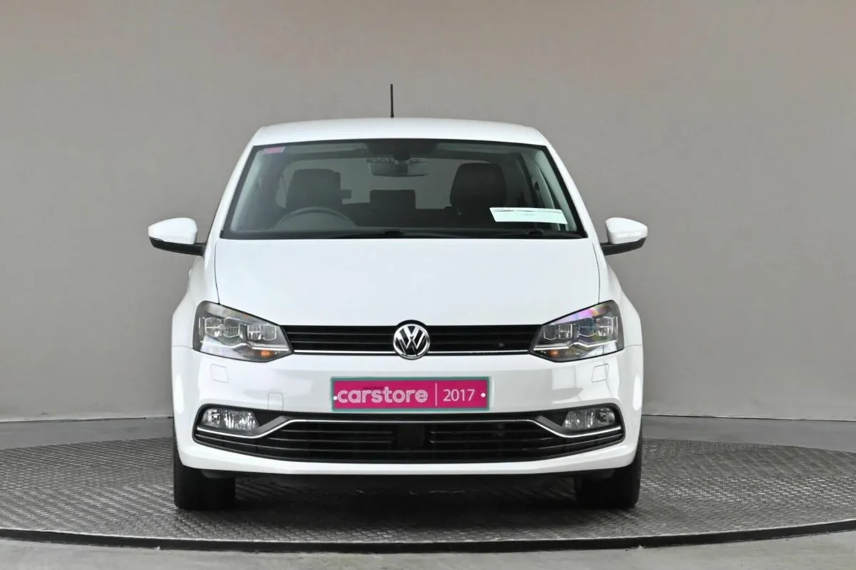 Volkswagen Polo 1.2 TSI DSG HIGHLINE **LEATHER**RE - Image 2