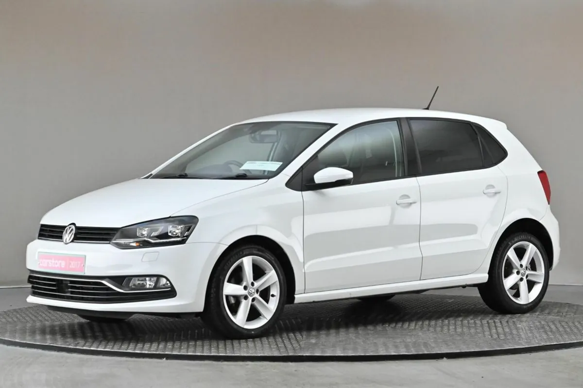 Volkswagen Polo 1.2 TSI DSG HIGHLINE **LEATHER**RE - Image 4