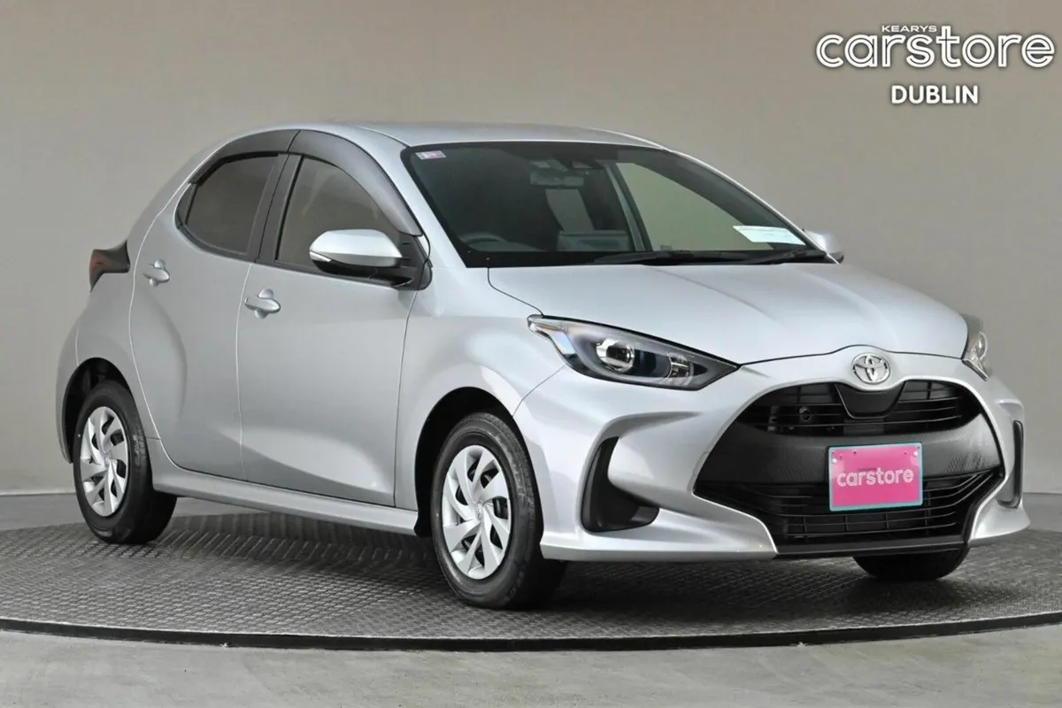 Toyota Yaris 1.0 AUTO PETROL **9"ANDROID CAR PLAYE - Image 1