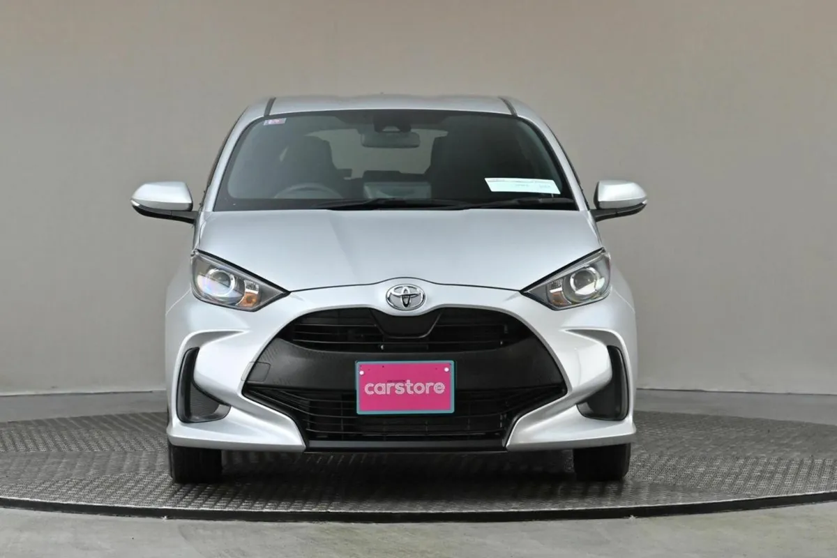Toyota Yaris 1.0 AUTO PETROL **9"ANDROID CAR PLAYE - Image 2