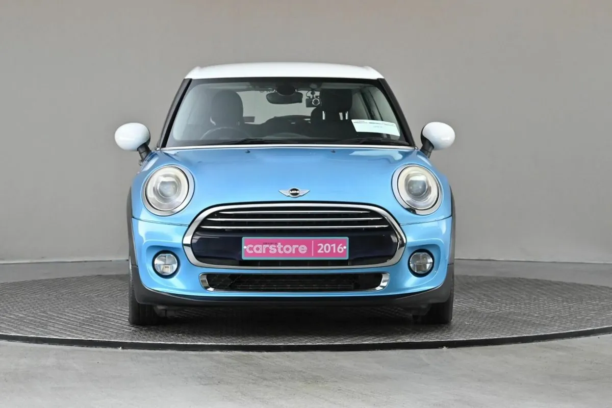 Mini Cooper 1.5 COOPER AUTO 5DR **REVERSE CAM**REA - Image 2