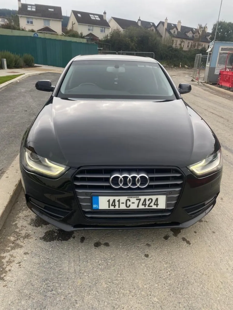 Audi A4 2014 - Image 2