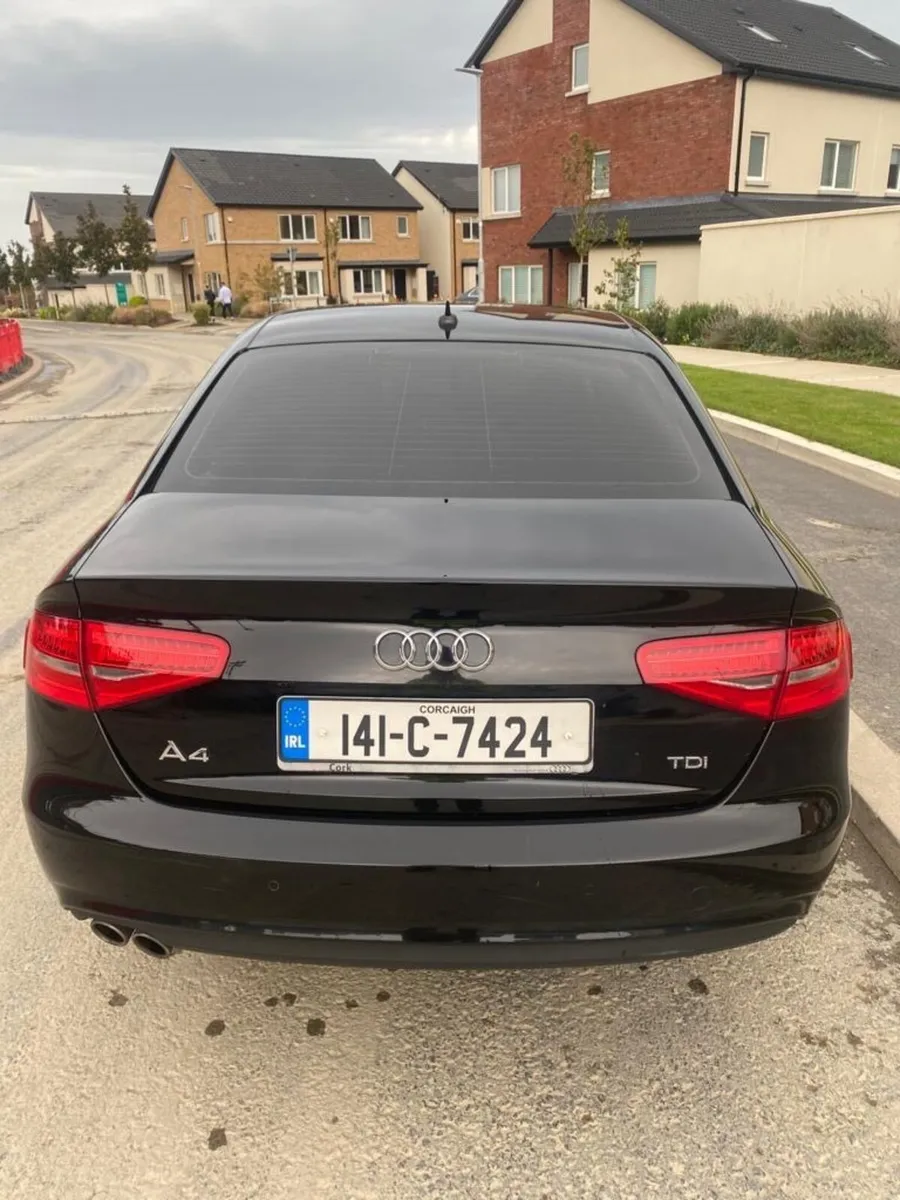 Audi A4 2014 - Image 4