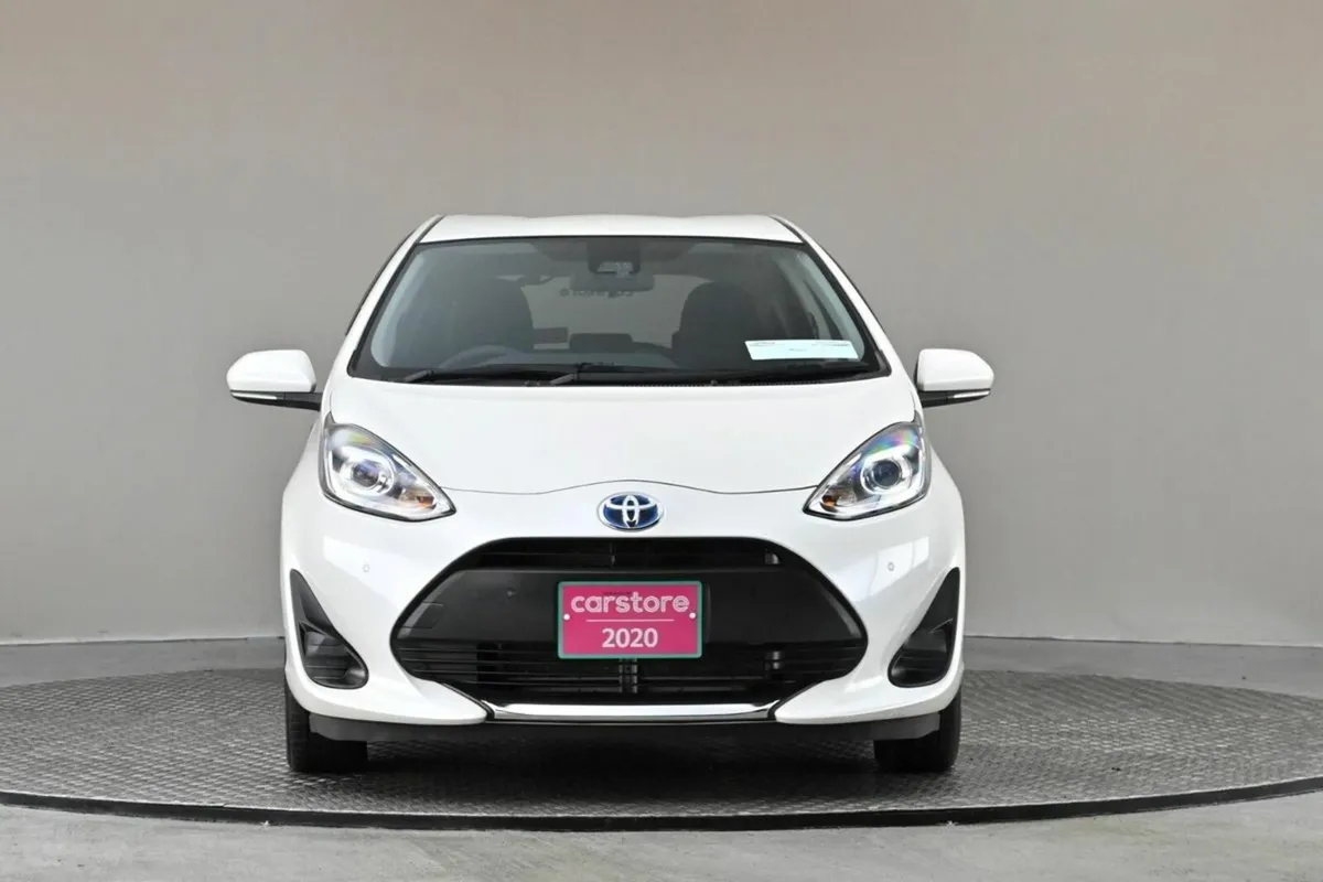 Toyota Aqua  **ANDROID CAR PLAYER**PARK SENSORS** - Image 2