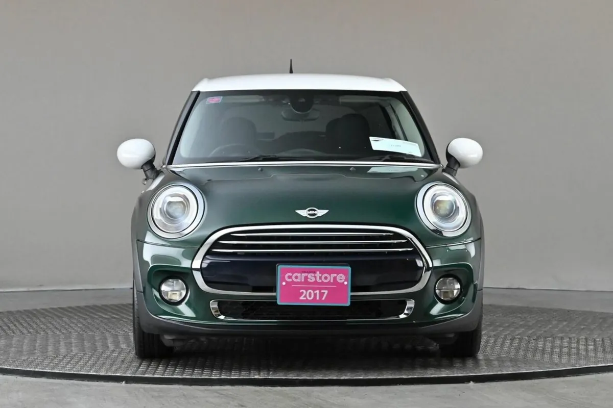Mini Cooper 1.5 COOPER AUTO 5DR **REVERSE CAM**PAR - Image 2