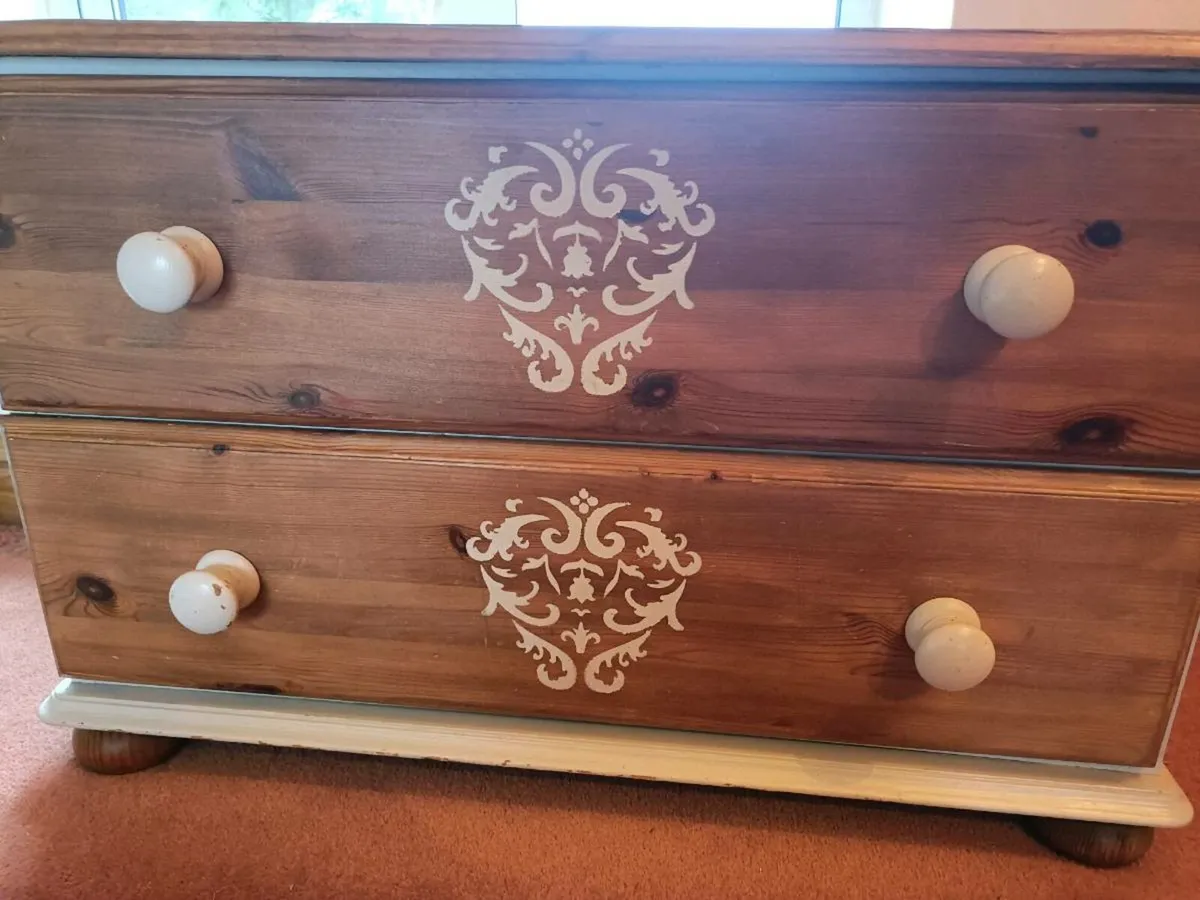 Small set of drawers - Image 2