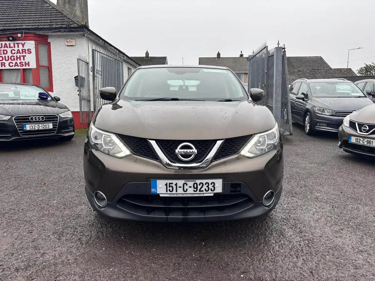 Nissan Qashqai 2015  DIESEL  NEWER  MODEL - Image 2