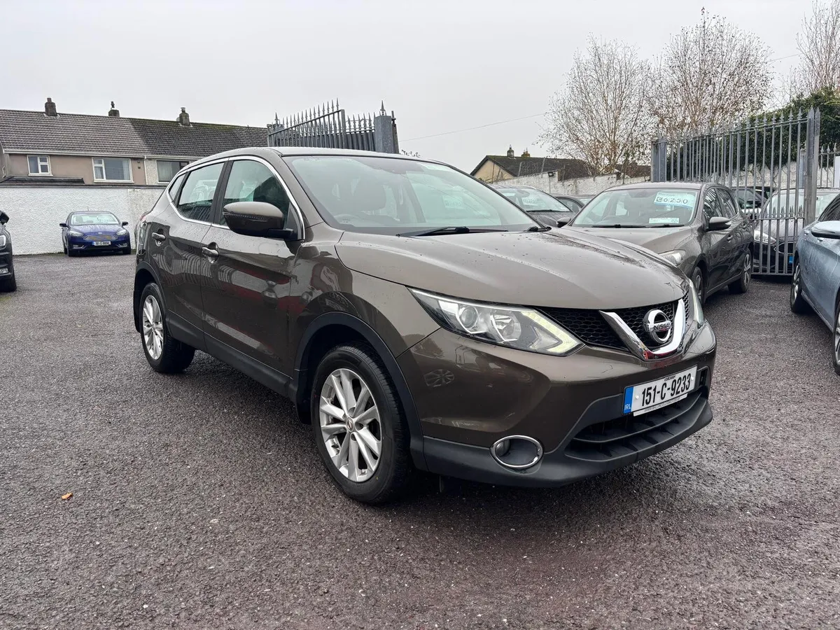 Nissan Qashqai 2015  DIESEL  NEWER  MODEL - Image 1