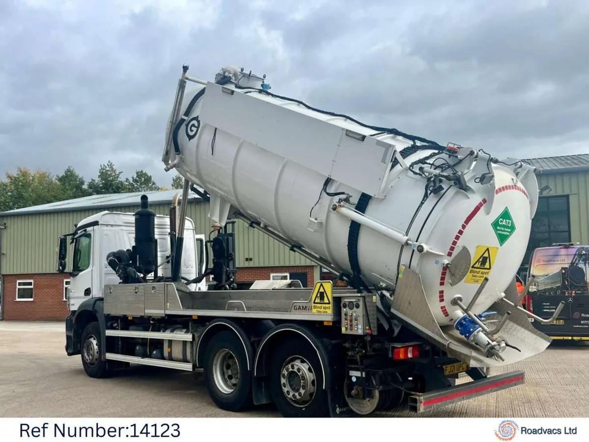 2021 Mercedes-Benz Arocs – Gamvac 15 - Image 1