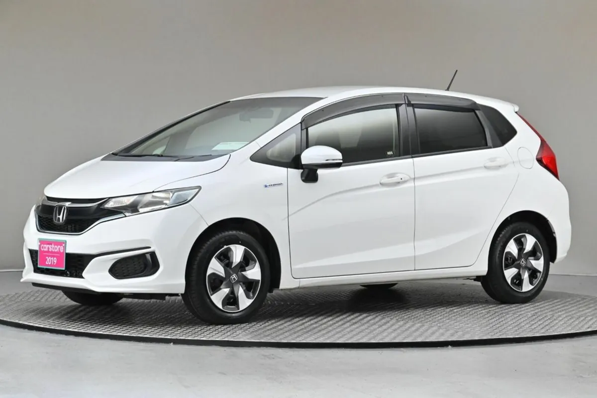 Honda Fit 1.5 HYBRID AUTO **ANDROID CAR PLAYER**PR - Image 4
