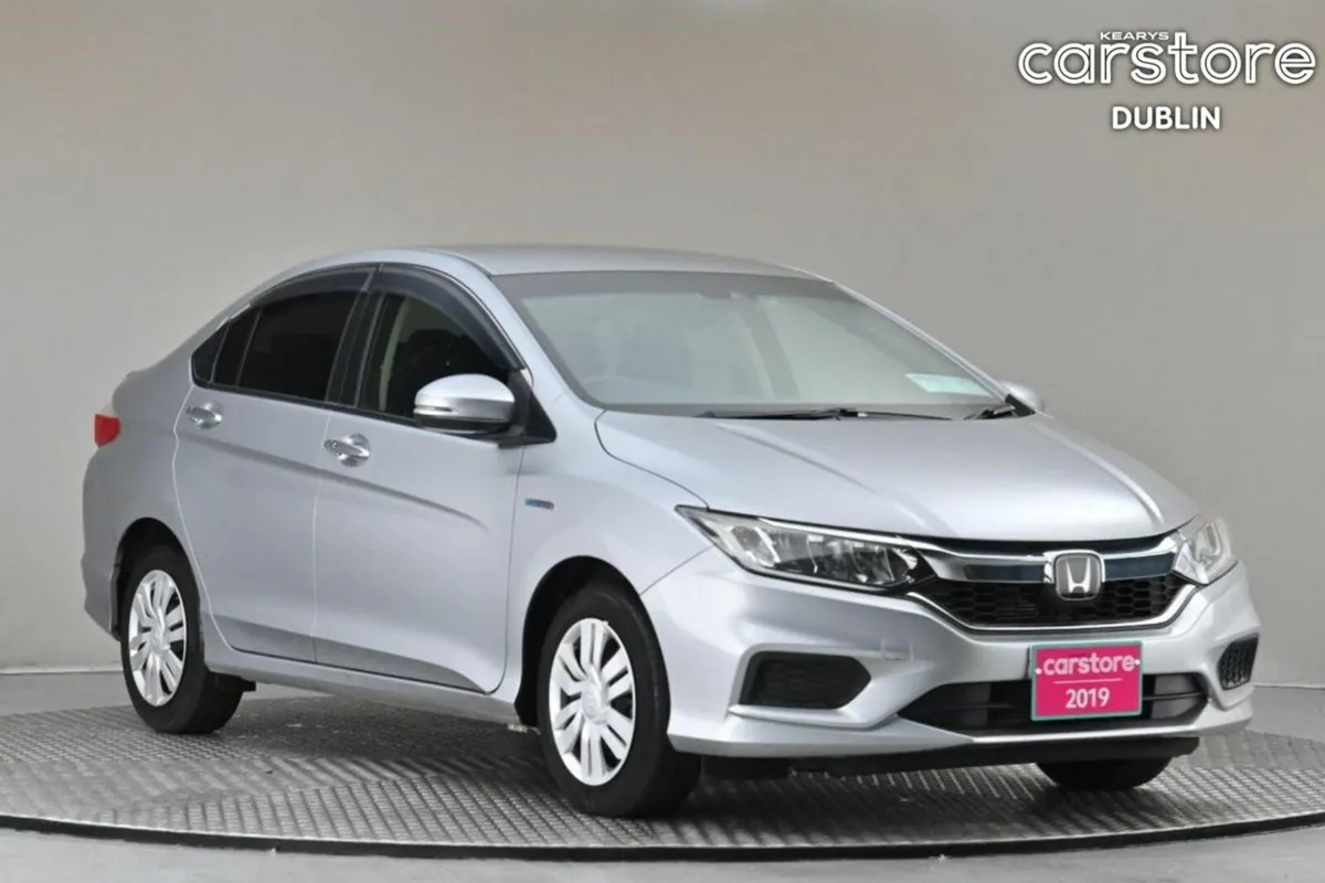 Honda Grace *JAN 2026 PRICE NOW*1.5 HYBRID 4DR AUT - Image 1