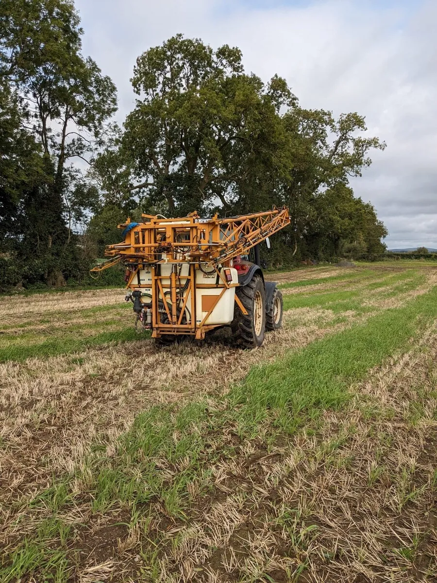 Knight 24 meter sprayer - Image 1
