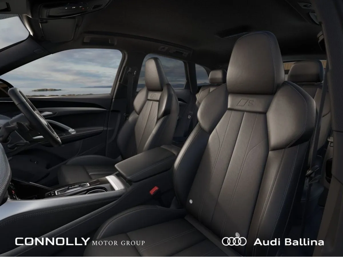 Audi Q5 Q5 S Line E-hybrid Quattro  3-yrs Service - Image 4