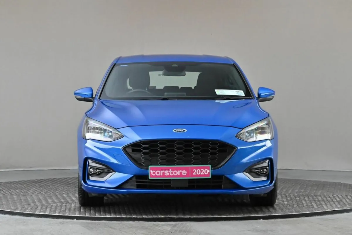 Ford Focus 1.0 ST-LINE ECOBOOST 125BHP 6SPD - Image 2