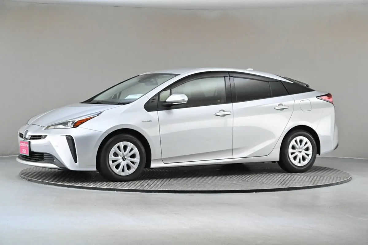 Toyota Prius 1.8 HYBRID FACE LIFT MODEL**10" ANDRO - Image 4