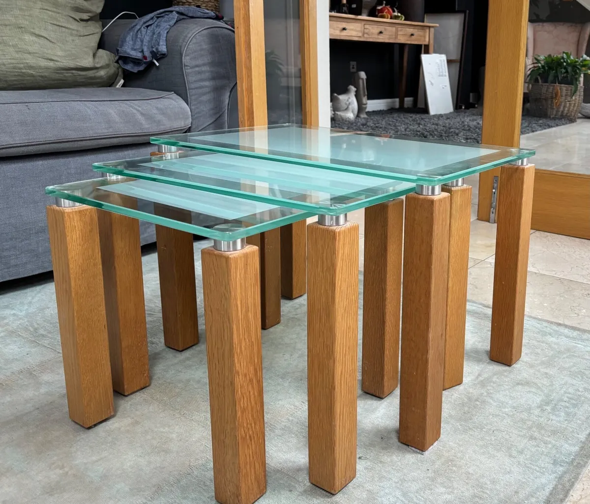 Nest of 3 coffee/side tables - Image 2