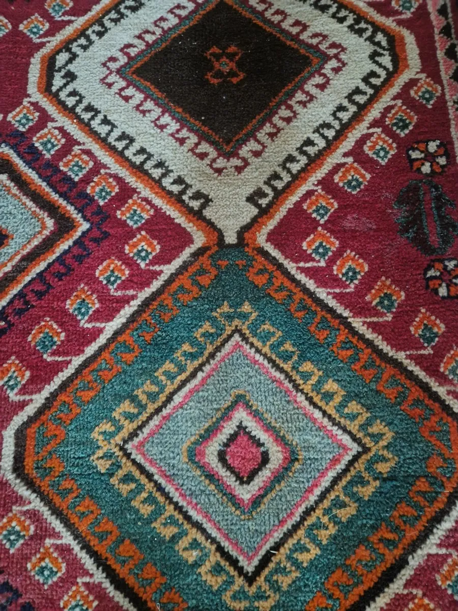 Handmade wool rug - Image 1