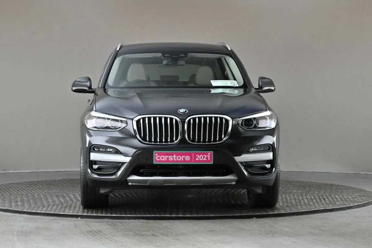 BMW X3 XDRIVE X20D XLINE **FULL BEIGE LEATHER** - Image 2