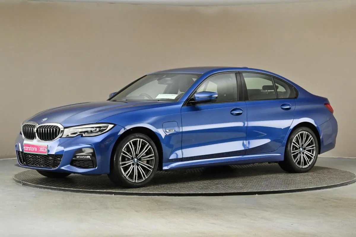 BMW 3-Series 330E M SPORT PHEV 113BHP/83kw - Image 4