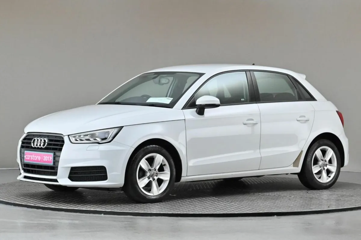 Audi A1 1.0TFSI 95BHP S-TRONIC 5DR **REVERSE CAM** - Image 4