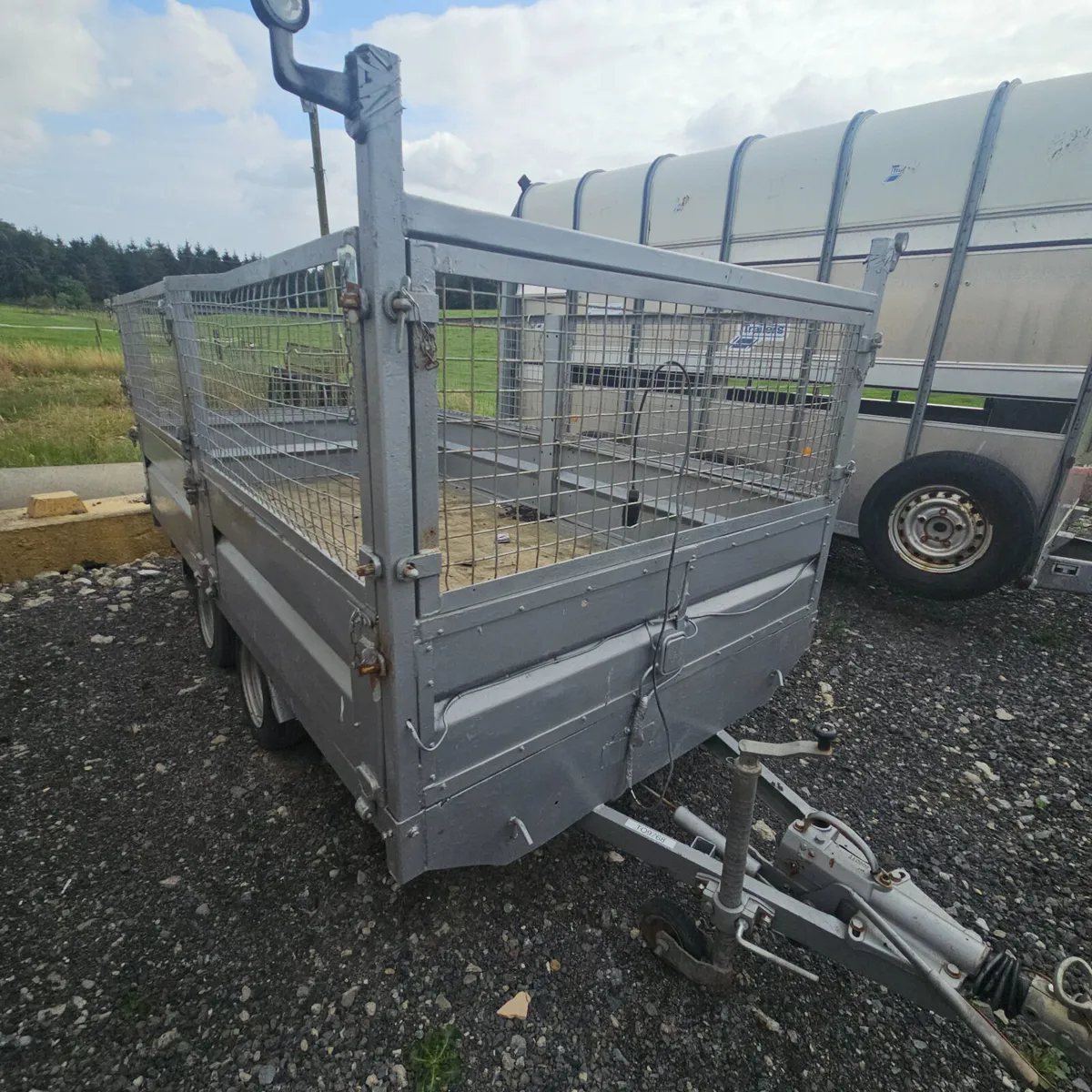 T09768 Used Dooley 10' x 5'" Flatbed Trailer With - Image 1