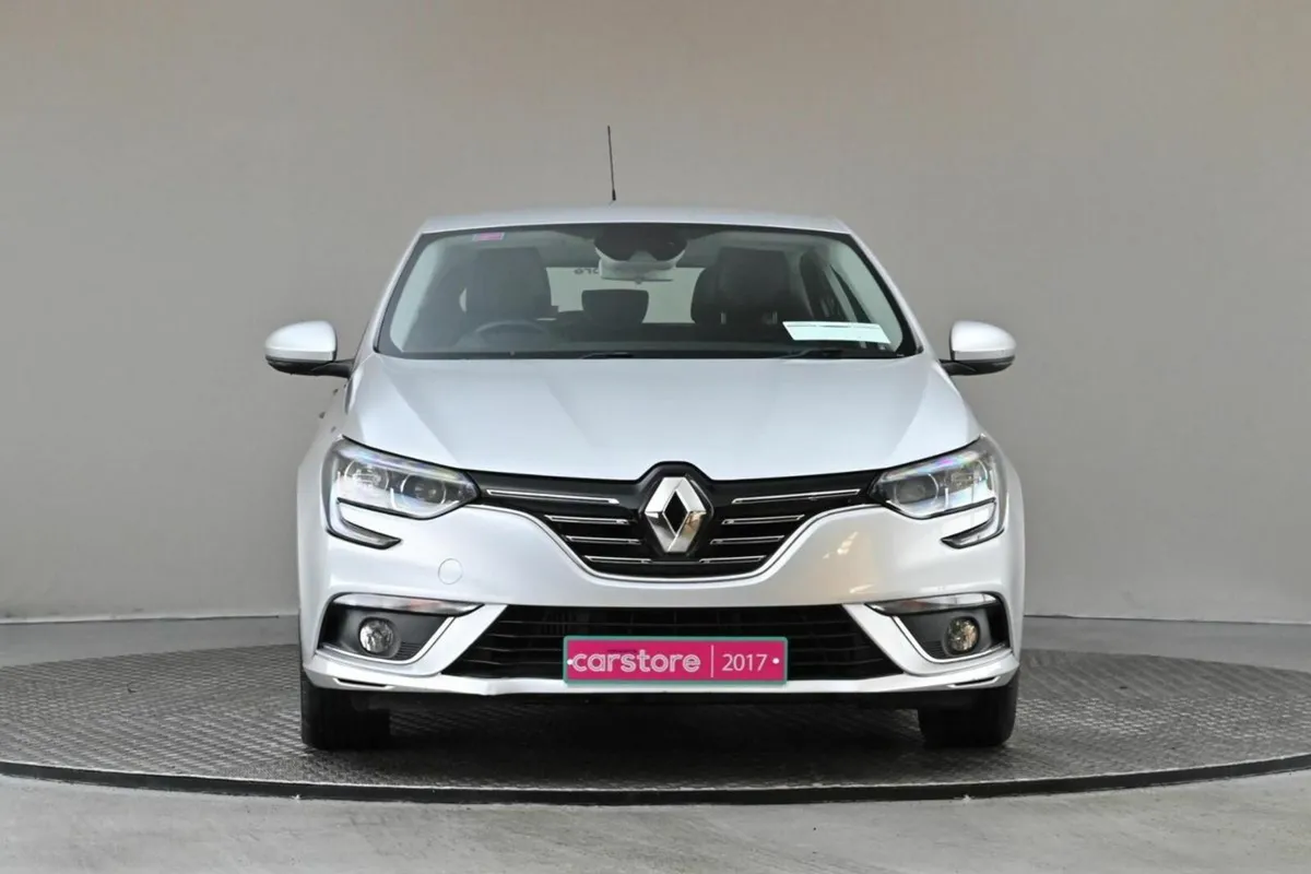Renault Megane 1.5 DCI DYNAMIQUE NAV 6SPD 110BHP - Image 2