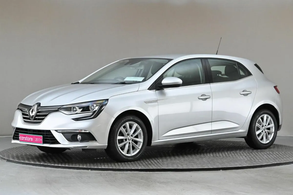 Renault Megane 1.5 DCI DYNAMIQUE NAV 6SPD 110BHP - Image 4