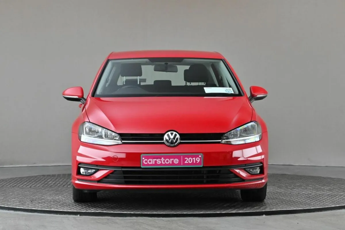 Volkswagen Golf *JAN 2026 PRICE NOW*1.6 TDI 115BHP - Image 2