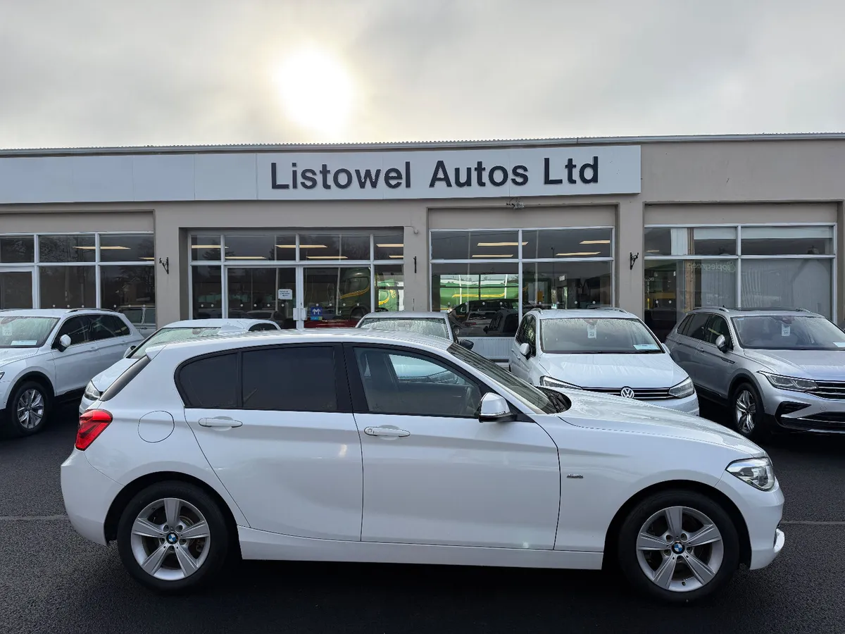 172 BMW 118D SPORT 2.0 AUTO - Image 1