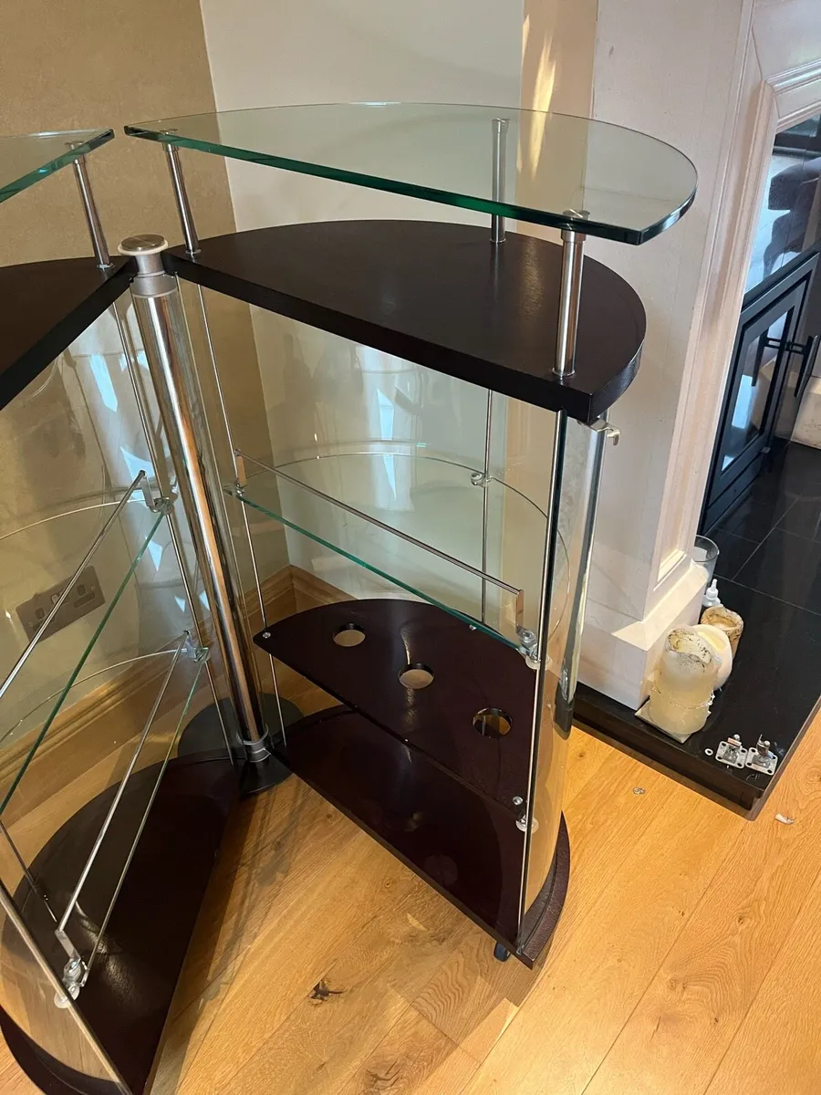 Glass drinks cabinet - Image 4