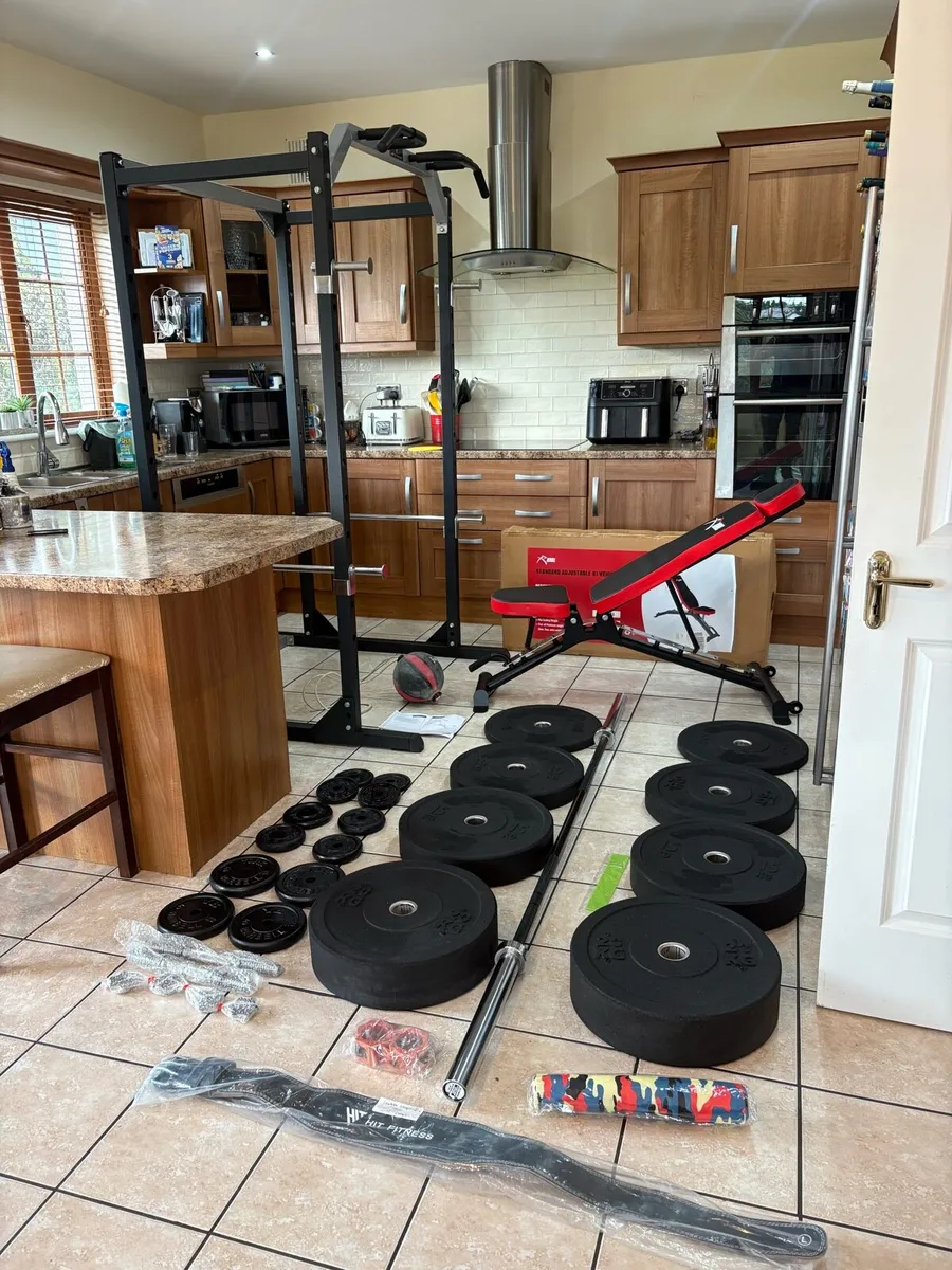 UNREAL GYM WEIGHTLIFTING COMPLETE SET UP - Image 1