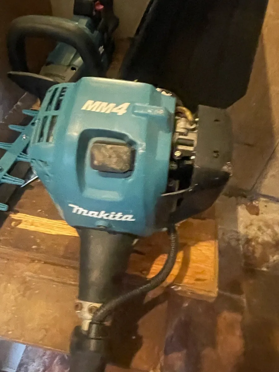 Makita Telescopic Pole Saw / Arborist Saw - Image 4