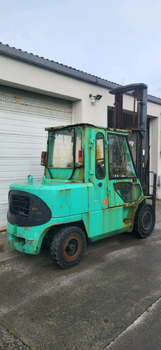 5 ton diesel Mitsubishi forklift - Image 2