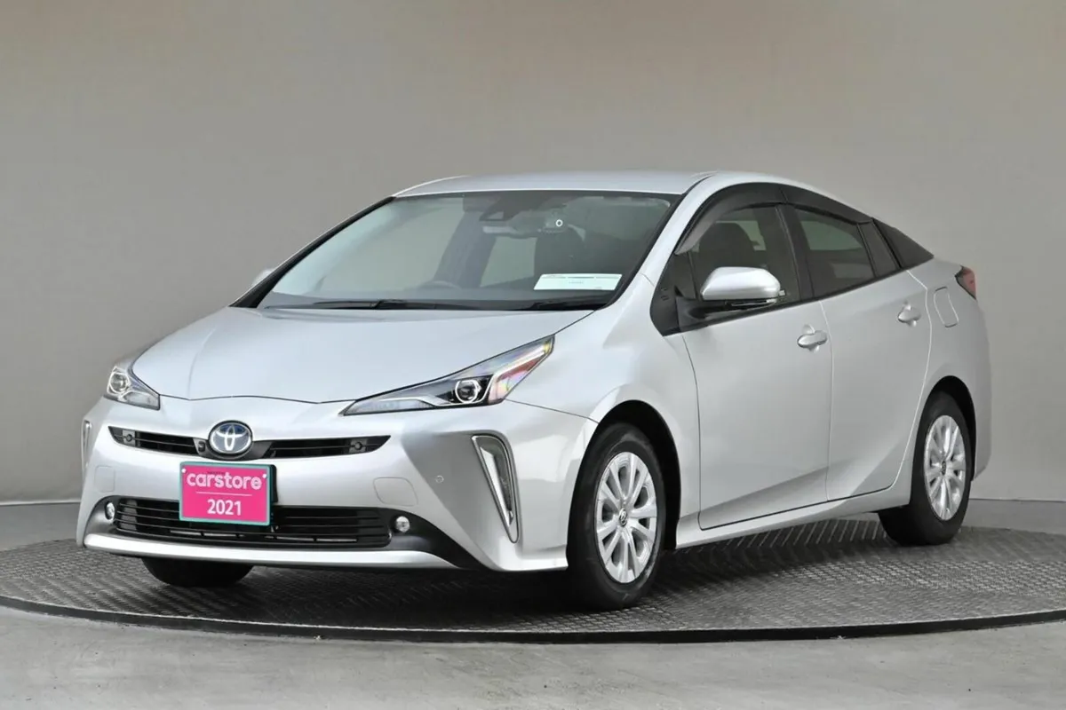 Toyota Prius 1.8 HYBRID FACE LIFT MODEL**10" ANDRO - Image 3