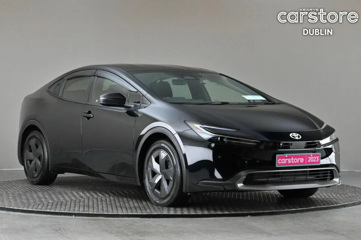 Toyota Prius SELF CHARGING HYBRID **LOW MILEAGE**3 - Image 1