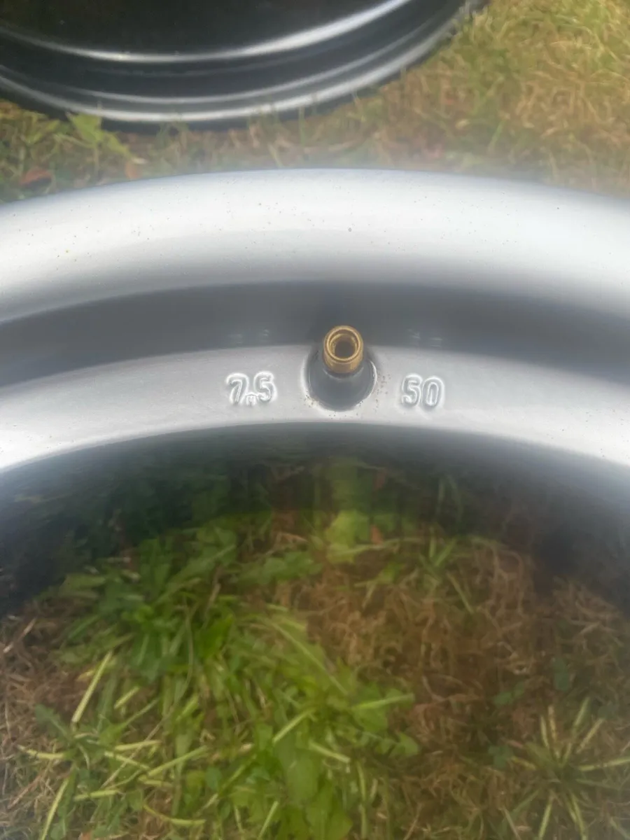 Porsche 996 wheels - Image 3