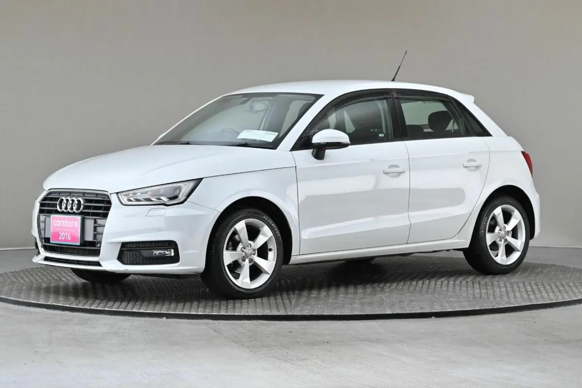 Audi A1 1.0TFSI 95BHP S-TRONIC**SPORT SEATS**FOG L - Image 4