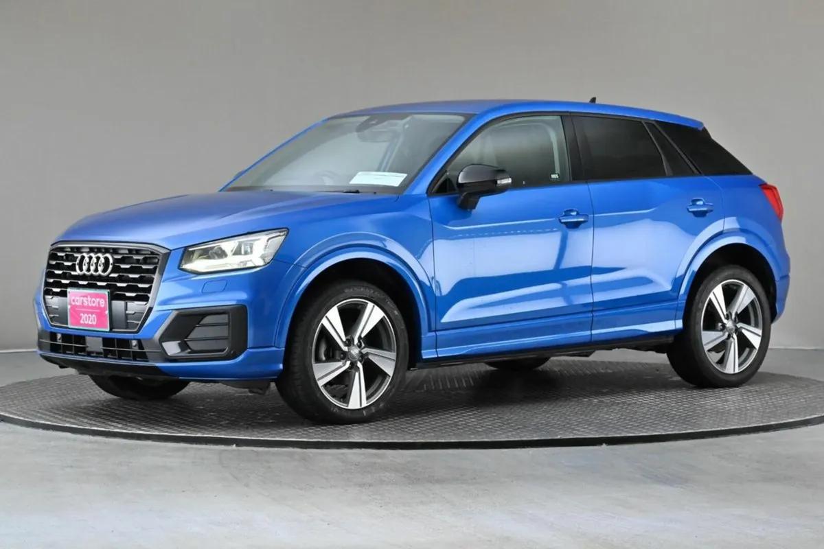 Audi Q2 1.0 TFSI S-TRONIC**BLACK EDITION**REVERSE - Image 4