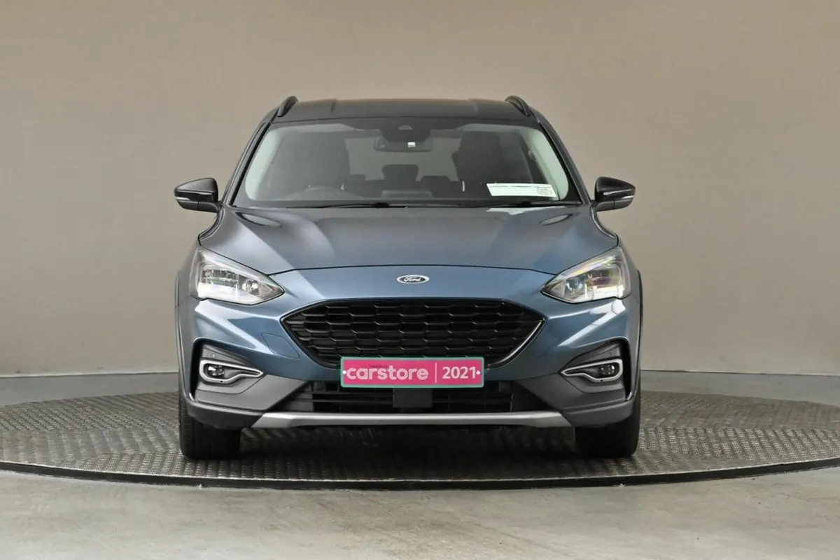 Ford Focus 1.0T 6SPD ECOBOOST HYBRID 125BHP ACTIVE - Image 2