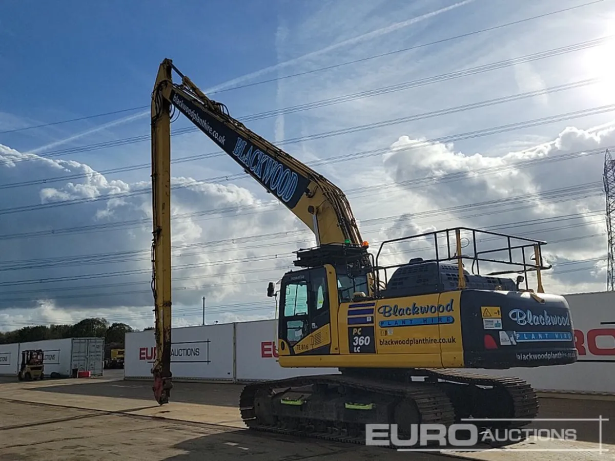 2022 Komatsu PC360LC-11E0 - Image 2