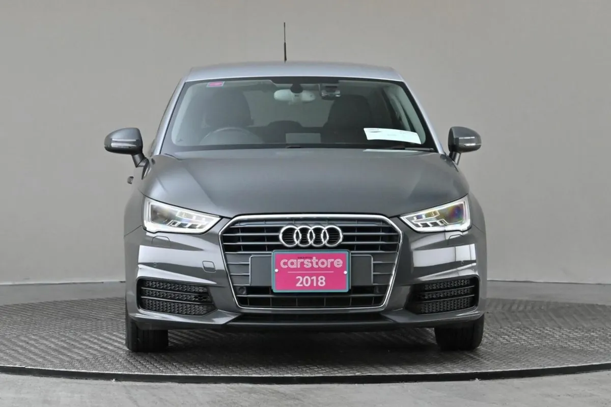Audi A1 1.0TFSI 95HP S-TRONIC 5DR **TWO TONE ROOF* - Image 2