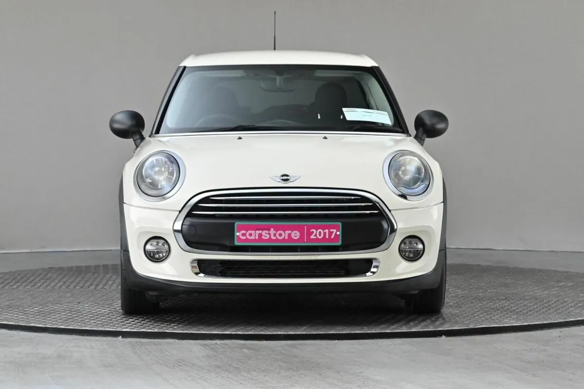 Mini One 1.5 AUTO 5DR **1 YEARS WARRANTY** - Image 2