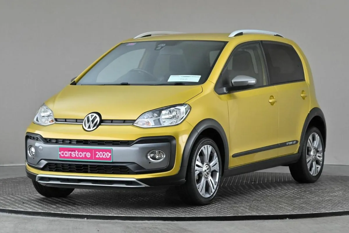 Volkswagen up! CROSS 1.0 ASG 75BHP **REVERSE CAM** - Image 3