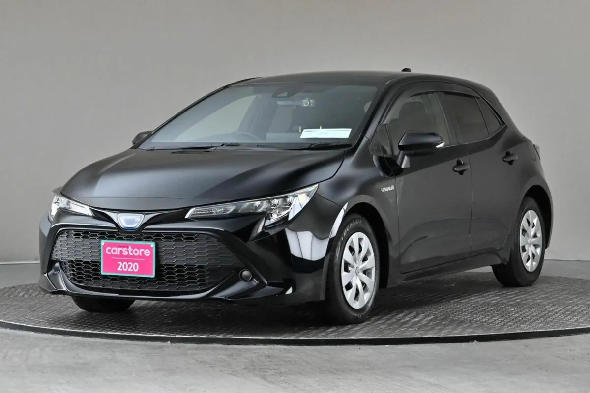 Toyota Corolla 1.8 HYBRID SPORT 5DR - Image 3