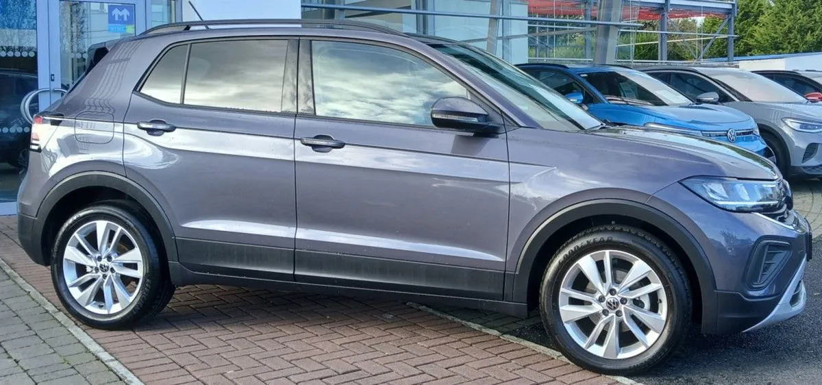 Volkswagen T-Cross Edition 75 1.0 TSI 116HP  auto - Image 2